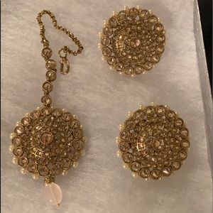 Tikka studs